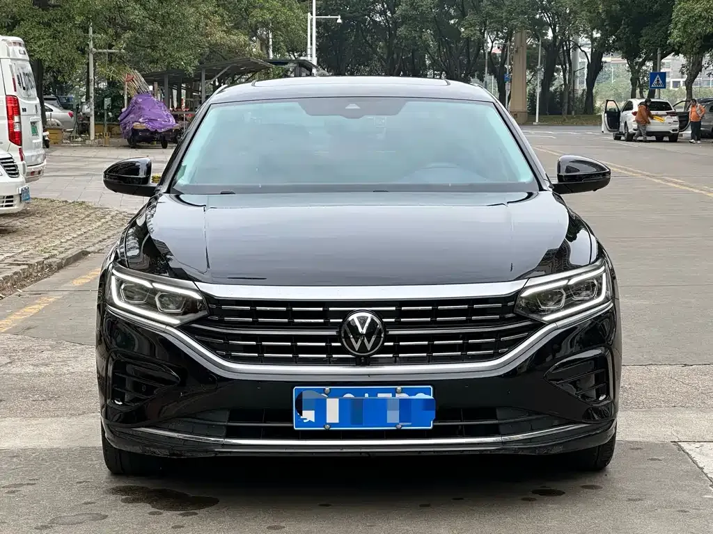 Volkswagen Passat — фото 2