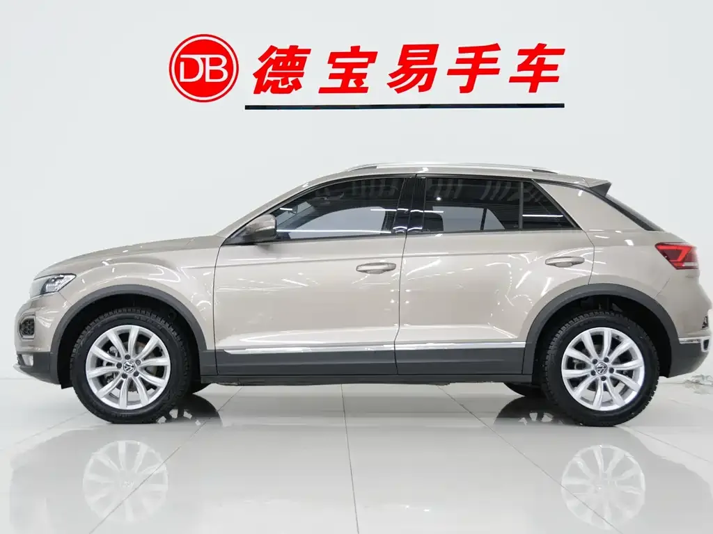 Volkswagen T-Roc — фото 2