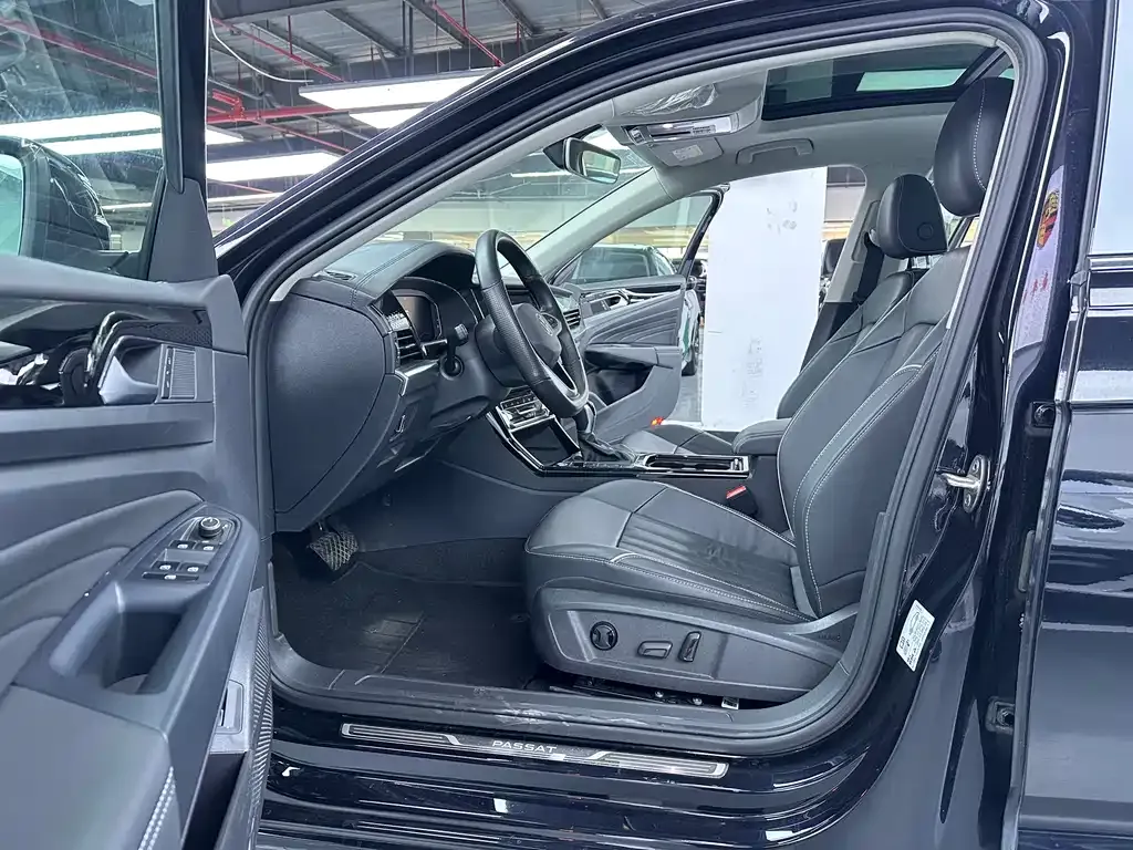 Volkswagen Passat — фото 8