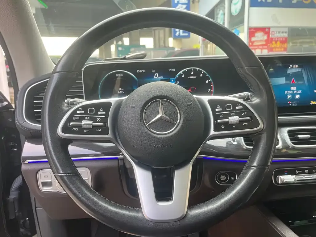 Mercedes-Benz GLE — фото 6