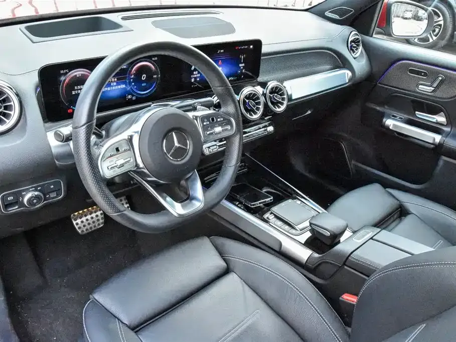 Mercedes-Benz EQB — фото 6