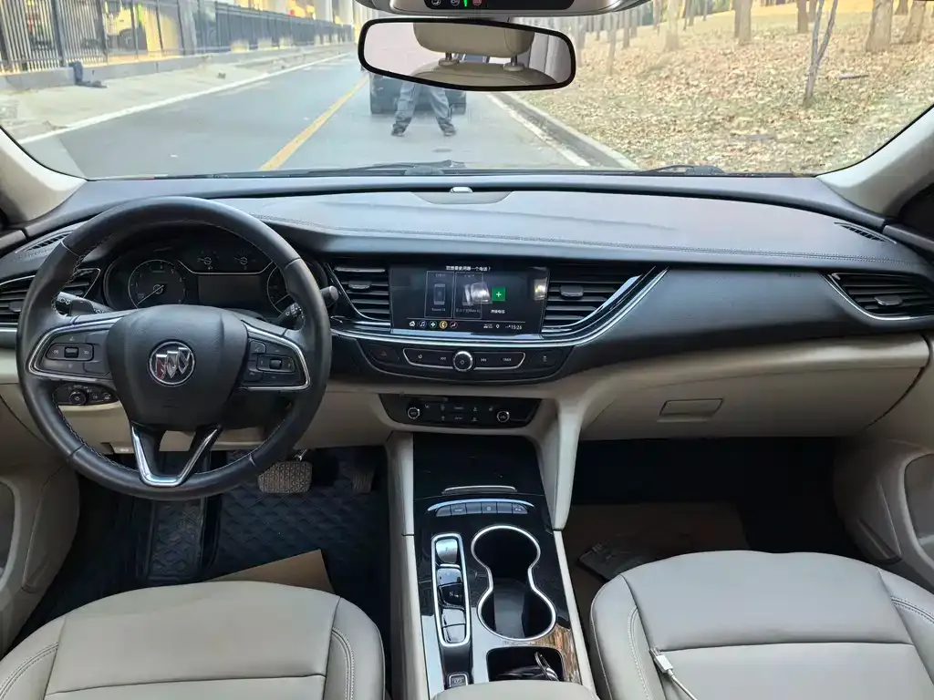 Buick Regal — фото 8