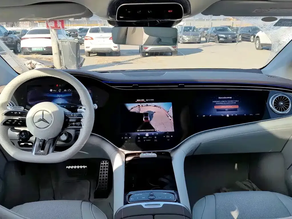 Mercedes-Benz EQS AMG — фото 3