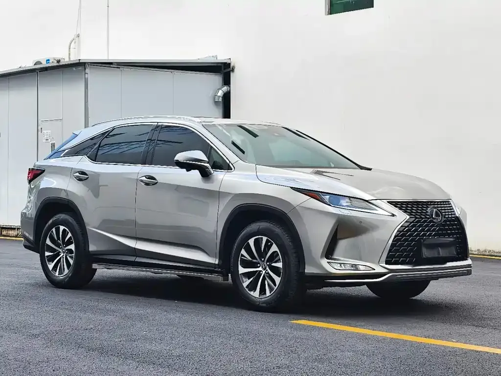Lexus RX — фото 9