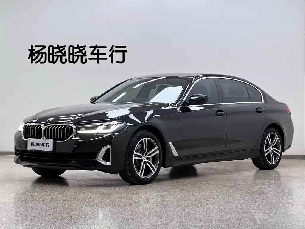 BMW 5 Series — фото 1