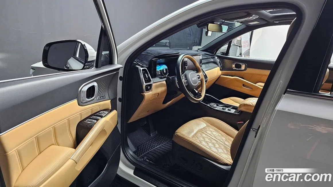 Kia Sorento — фото 9