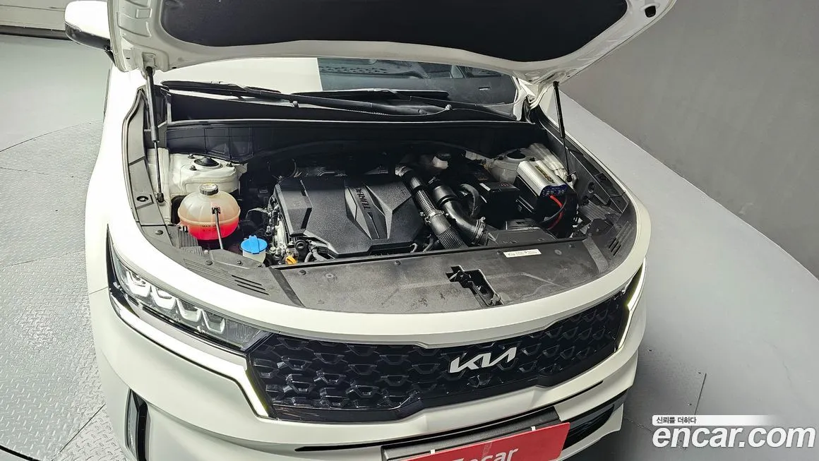Kia Sorento — фото 7