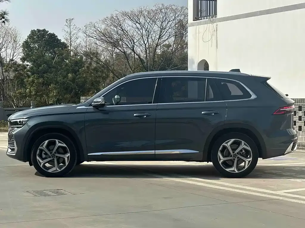 Geely Xingyue L — фото 10