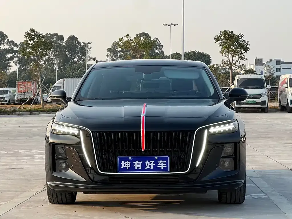 Hongqi H5 — фото 7
