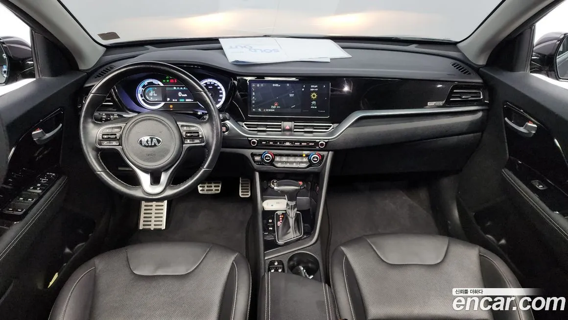 Kia Niro — фото 10