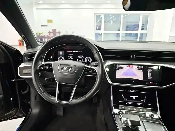 Audi A6L — фото 4