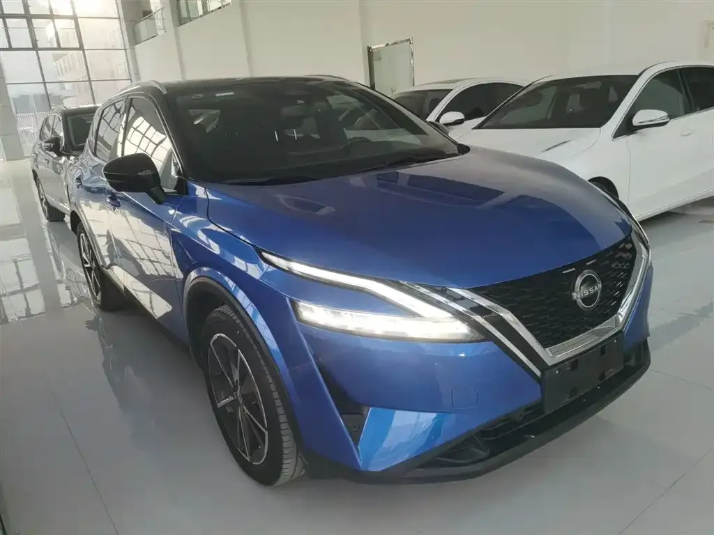 Nissan Qashqai — фото 10