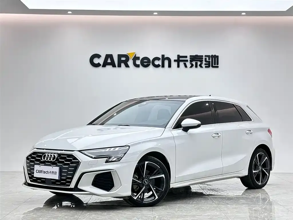 Audi A3 — фото 1