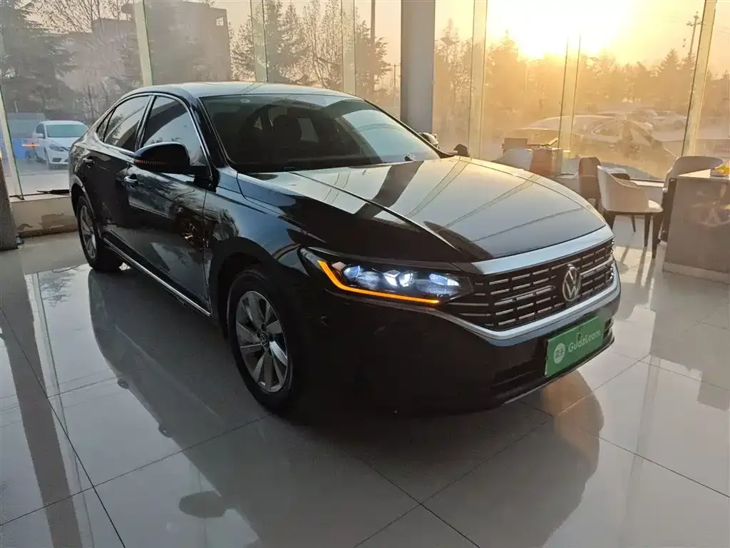 Volkswagen Passat — фото 2
