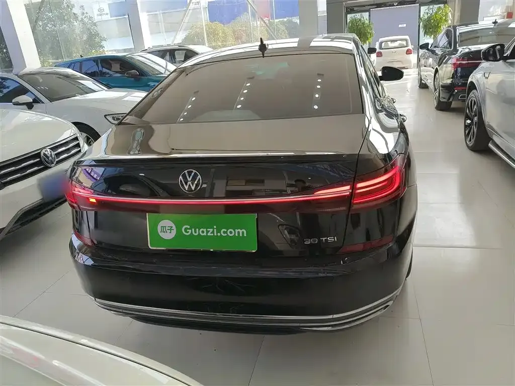 Volkswagen Passat — фото 7