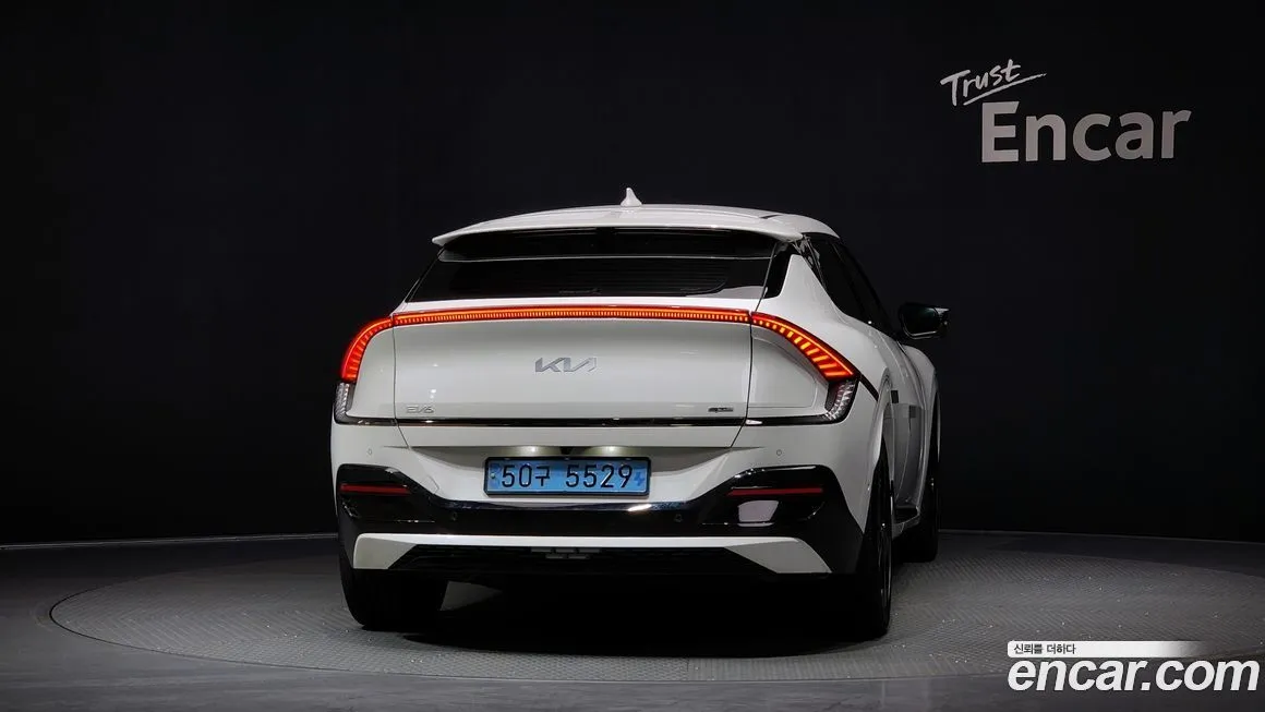 Kia EV6 — фото 4