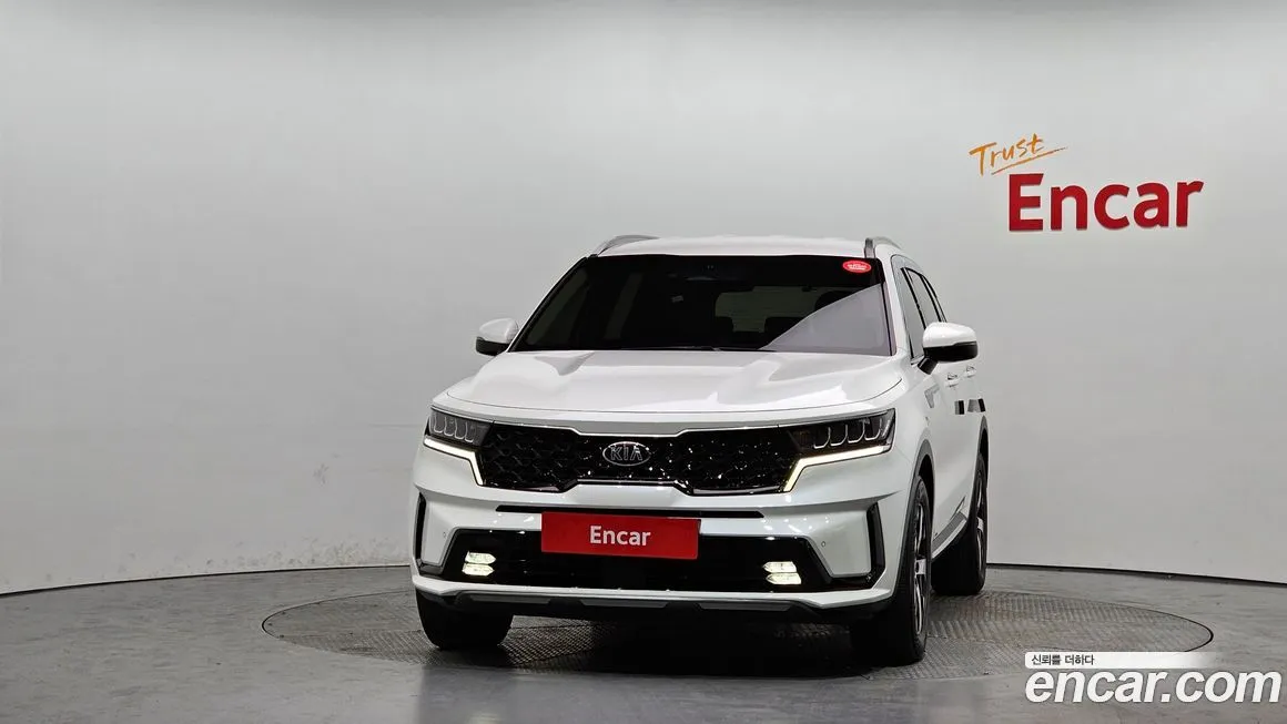 Kia Sorento — фото 5