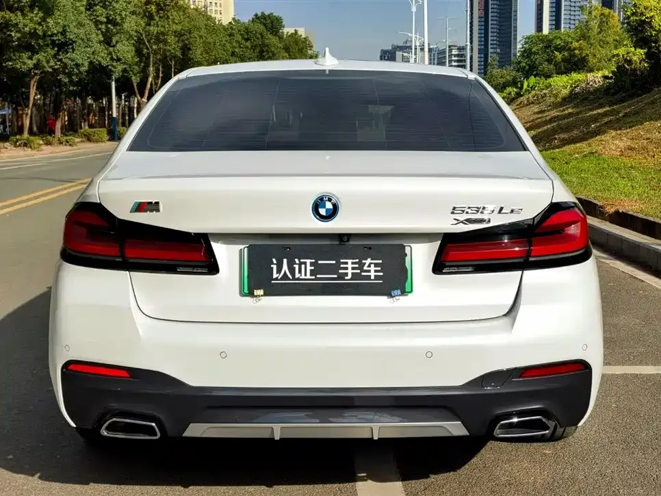 BMW 5 Series New Energy — фото 5