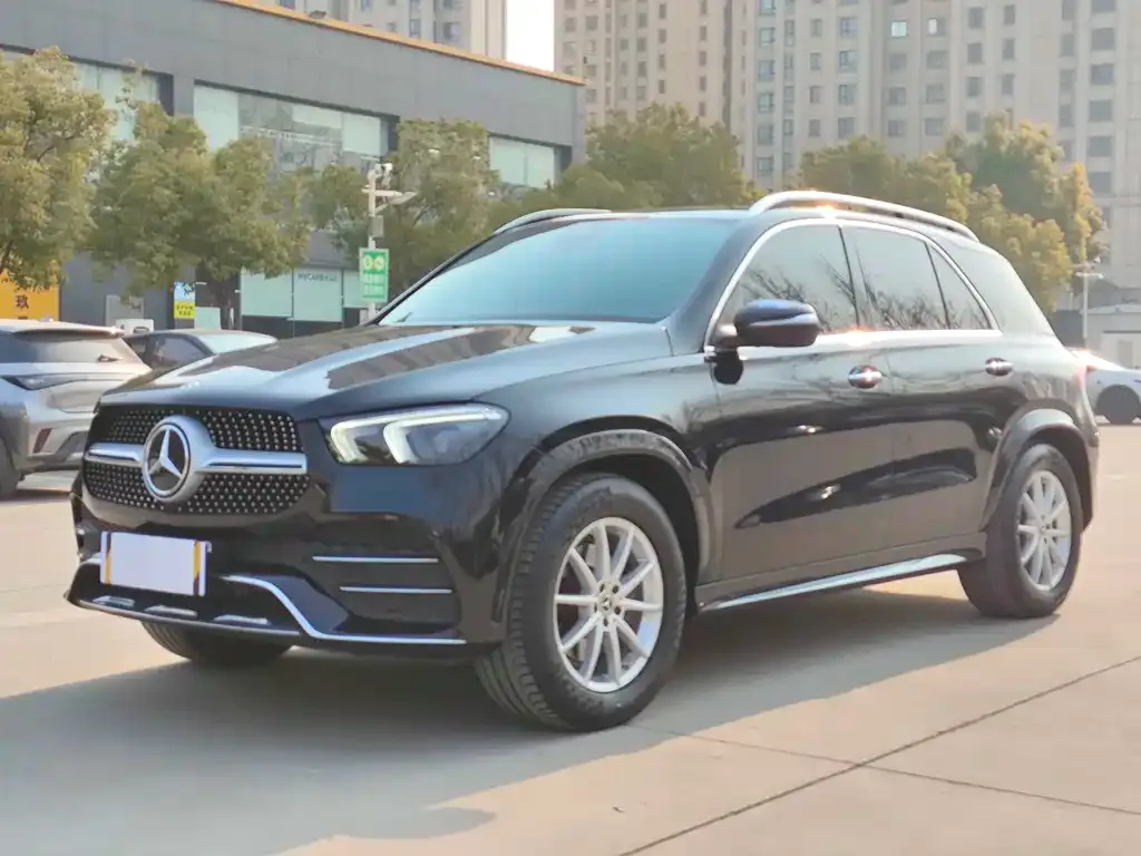 Mercedes-Benz GLE — фото 1