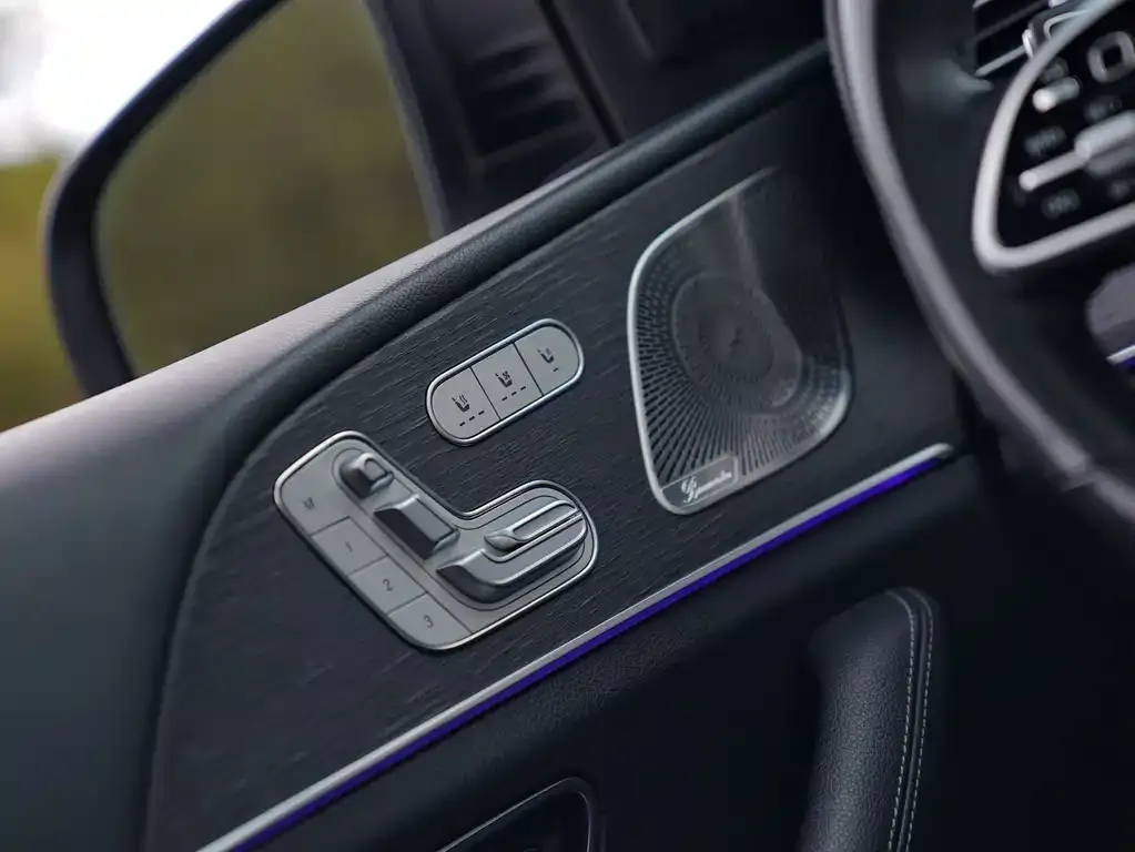 Mercedes-Benz GLS — фото 9