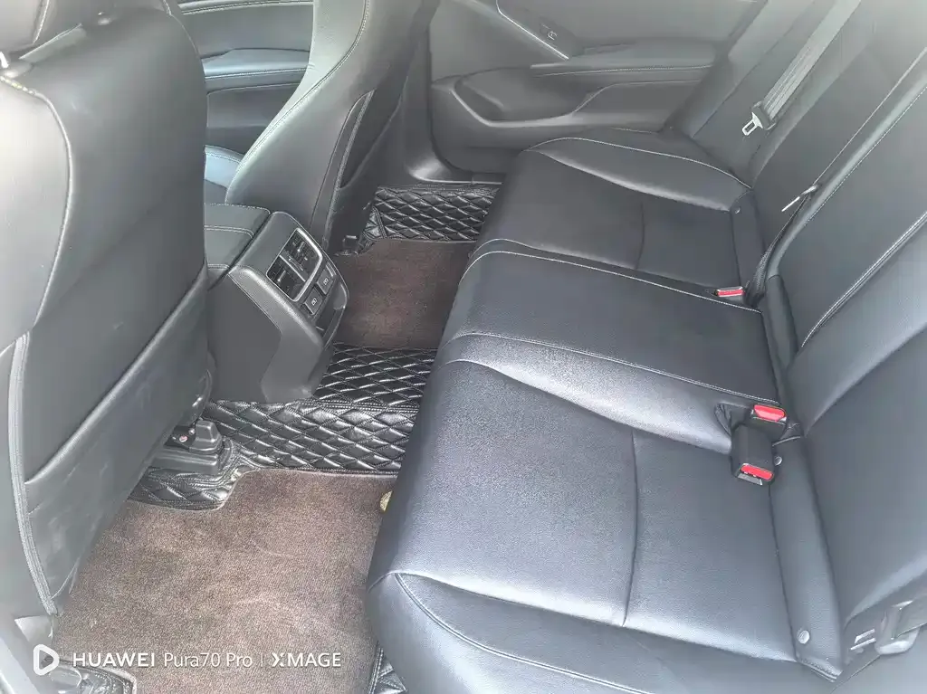 Honda Accord — фото 6