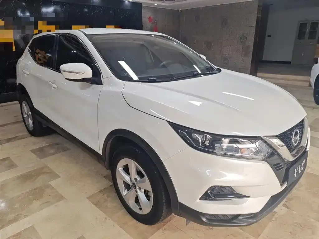 Nissan Qashqai — фото 4