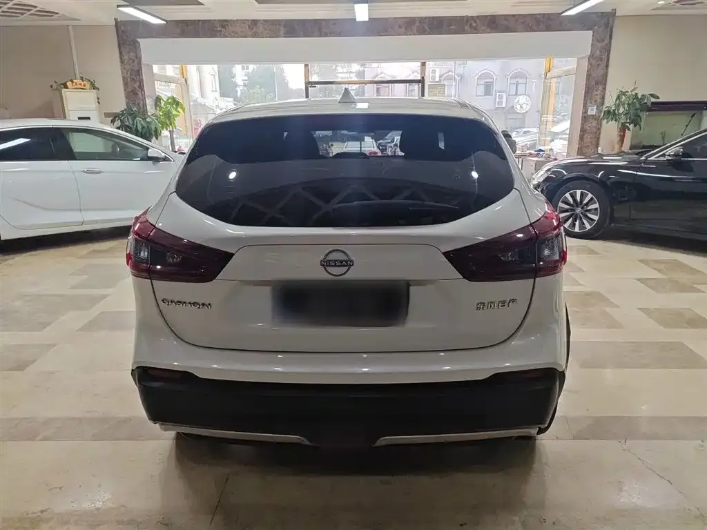 Nissan Qashqai — фото 5