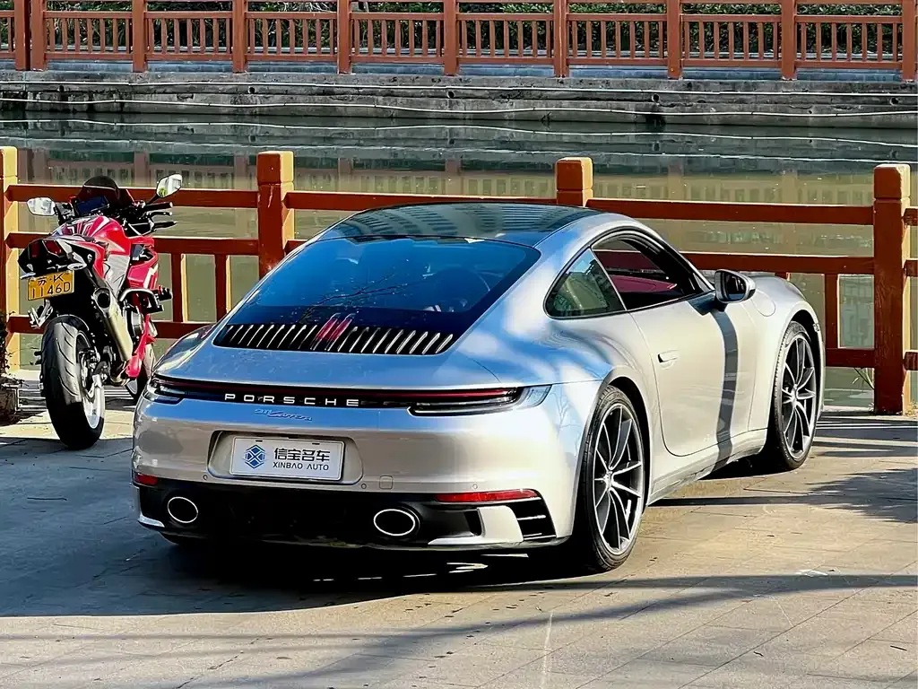 Porsche 911 — фото 10