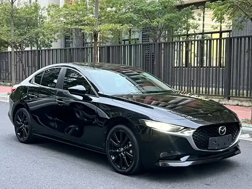 Mazda 3 Axela — фото 3
