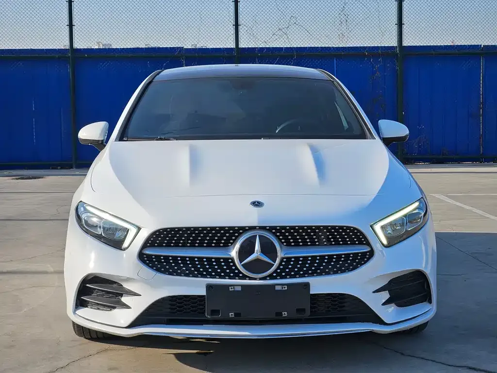 Mercedes-Benz A-Class — фото 10