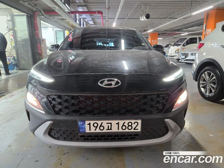 Hyundai Kona — фото 1