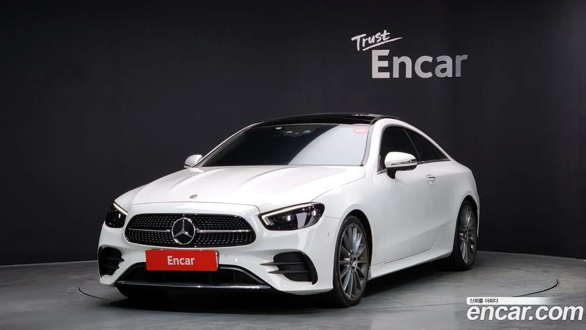 Mercedes-Benz E-Class — фото 1
