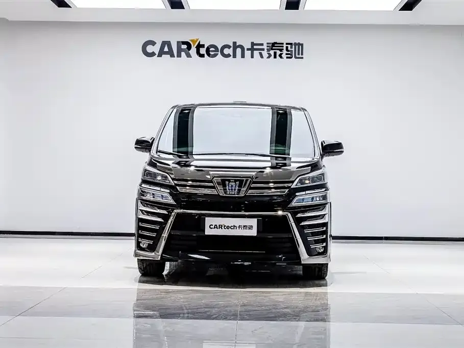 Toyota Vellfire — фото 8