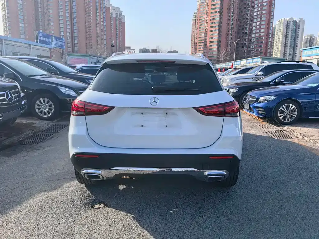 Mercedes-Benz GLA — фото 9