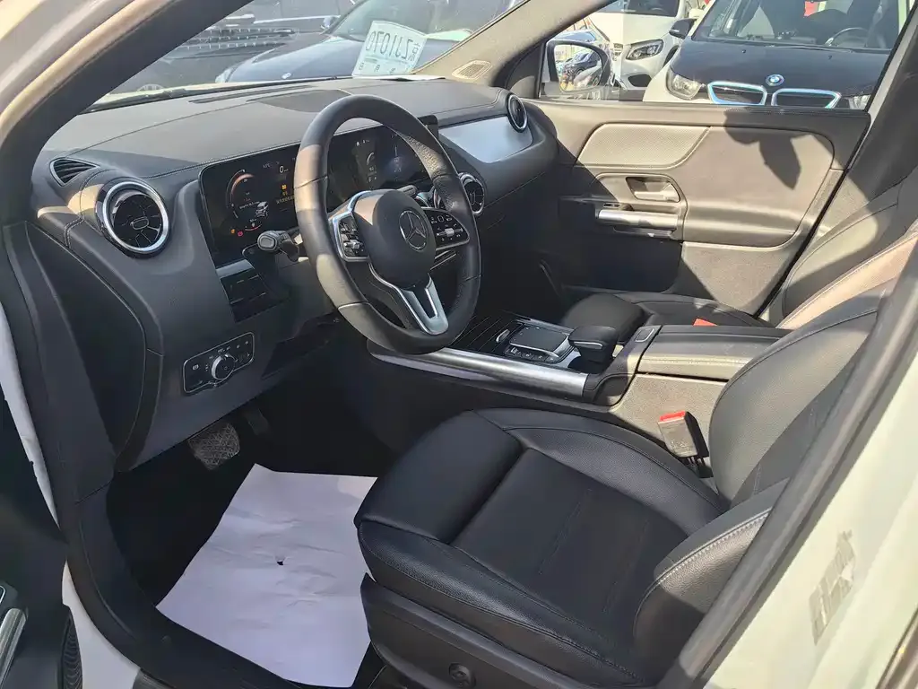 Mercedes-Benz GLA — фото 5