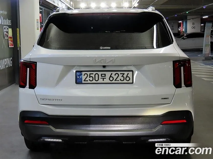 Kia Sorento — фото 5