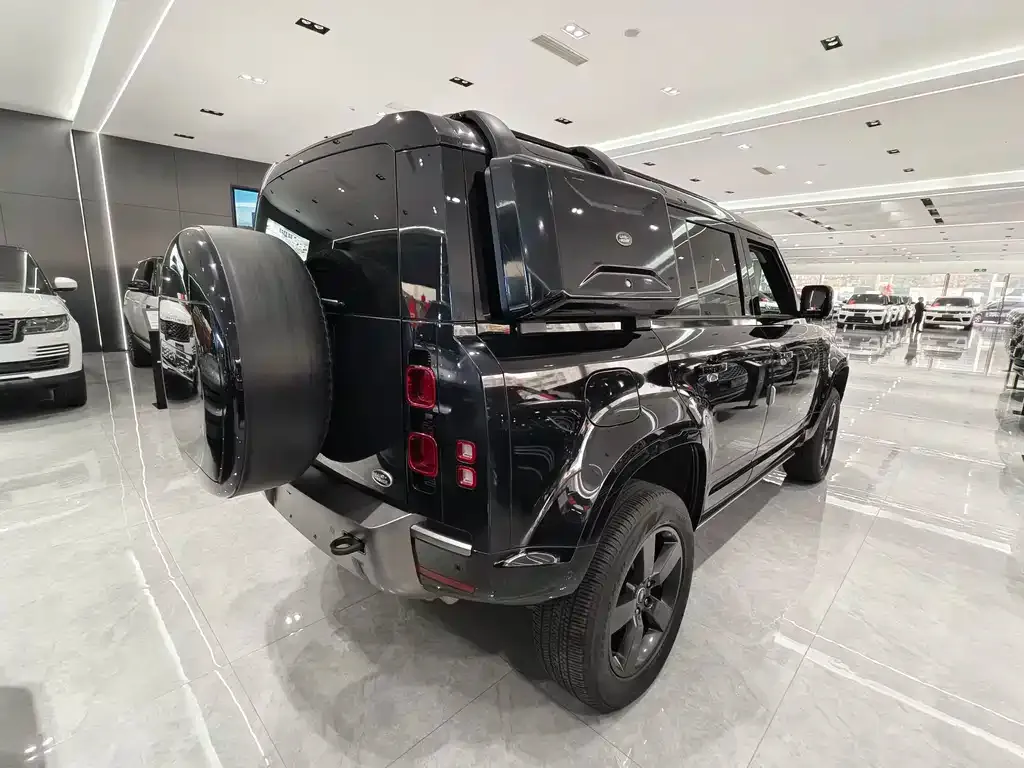 Land Rover Defender — фото 8