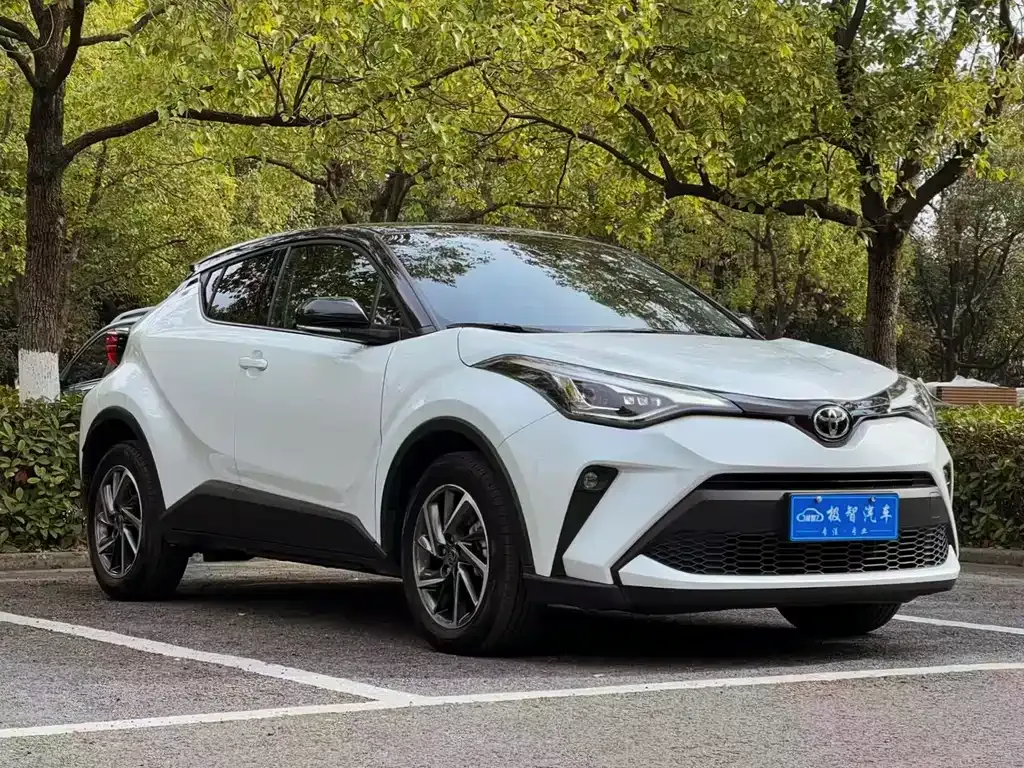 Toyota C-HR — фото 7