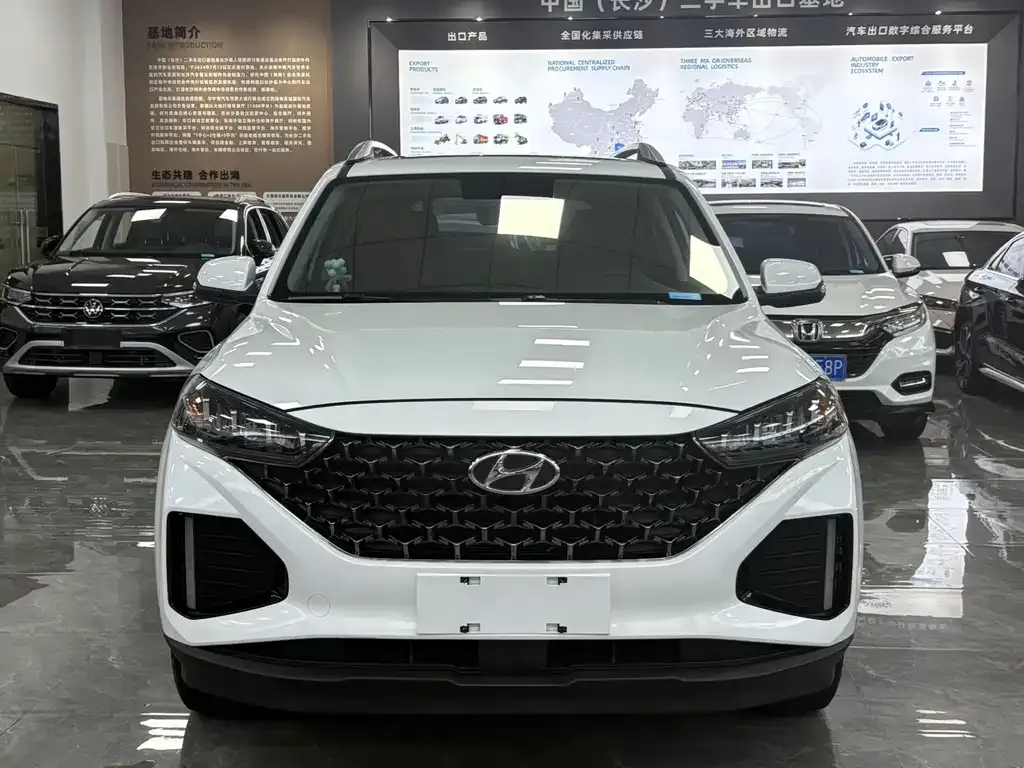 Hyundai ix35 — фото 2