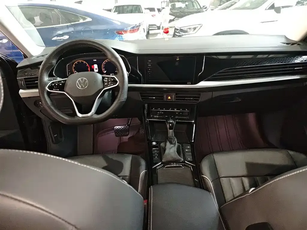 Volkswagen Passat — фото 10
