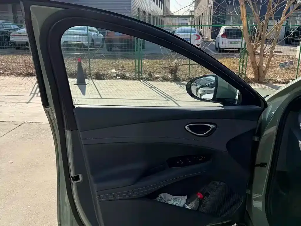 BYD Seal 06GT — фото 8