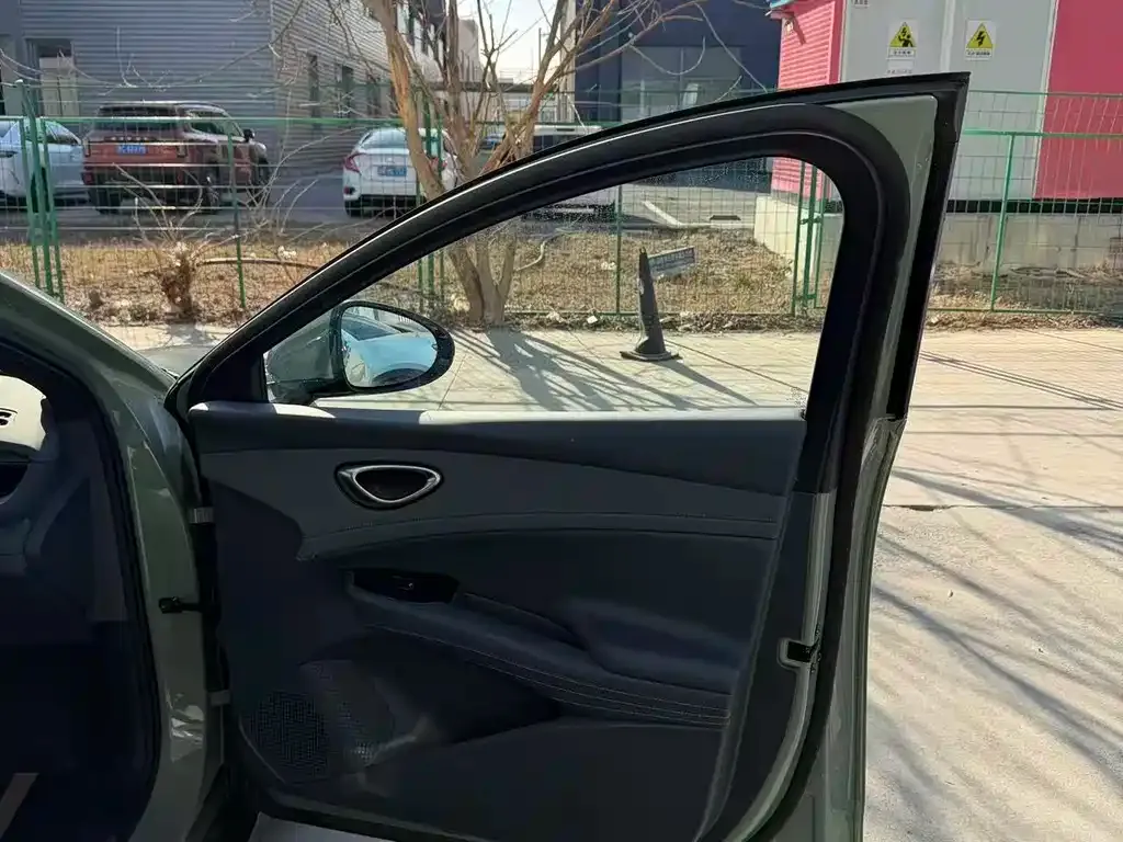 BYD Seal 06GT — фото 9
