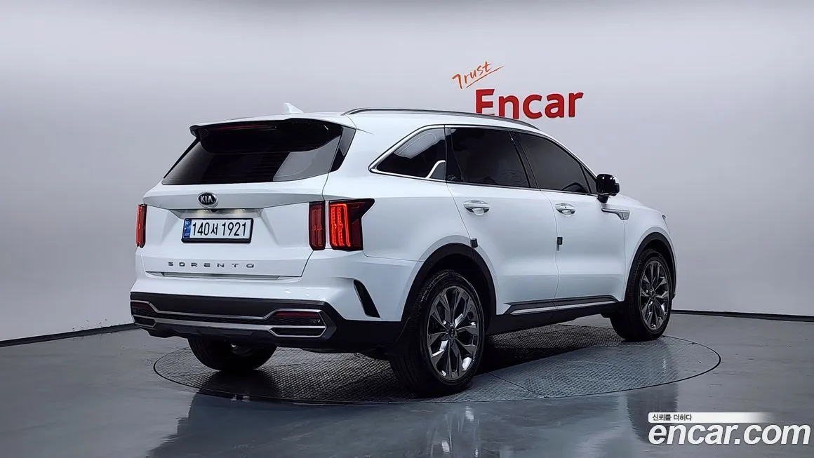 Kia Sorento — фото 3