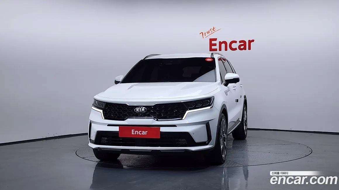 Kia Sorento — фото 6