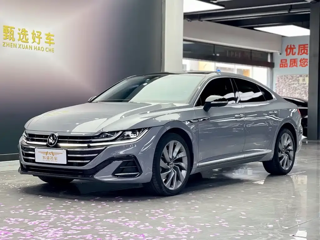 Volkswagen CC — фото 1