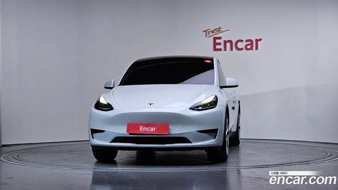 Tesla Model Y — фото 3