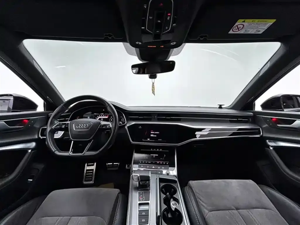 Audi A6L — фото 5
