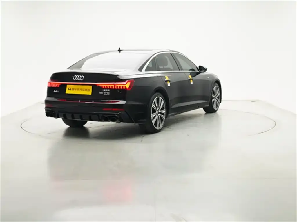 Audi A6L — фото 2