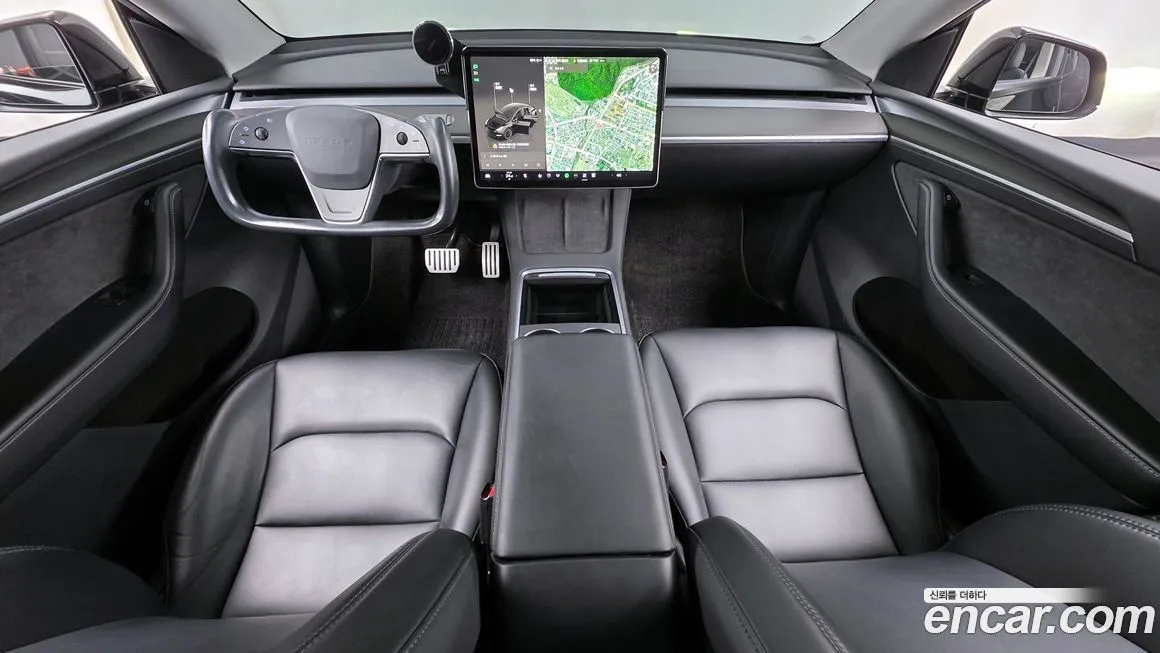 Tesla Model Y — фото 6