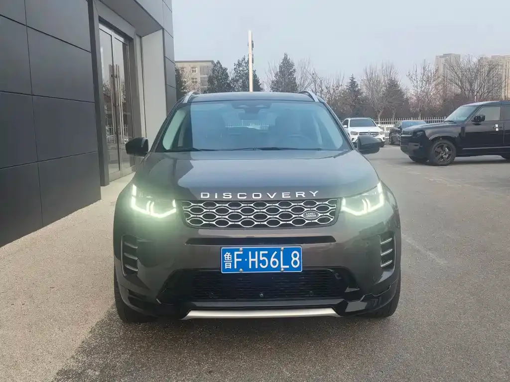 Land Rover Discovery Sport — фото 2
